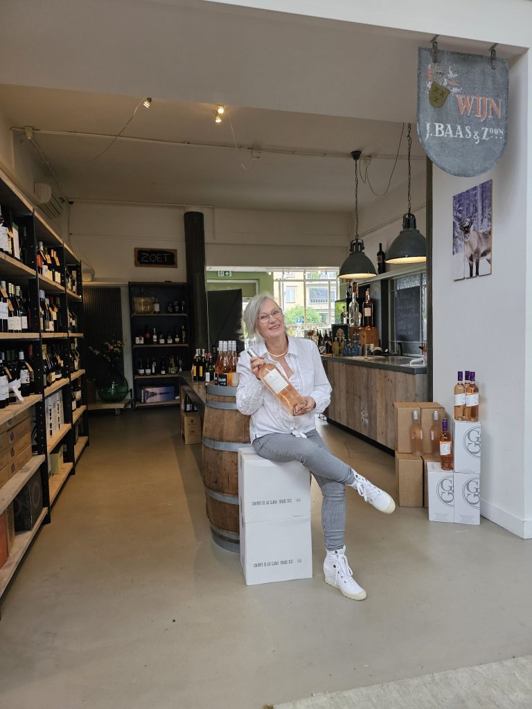 summer wine guide by wilmy matton